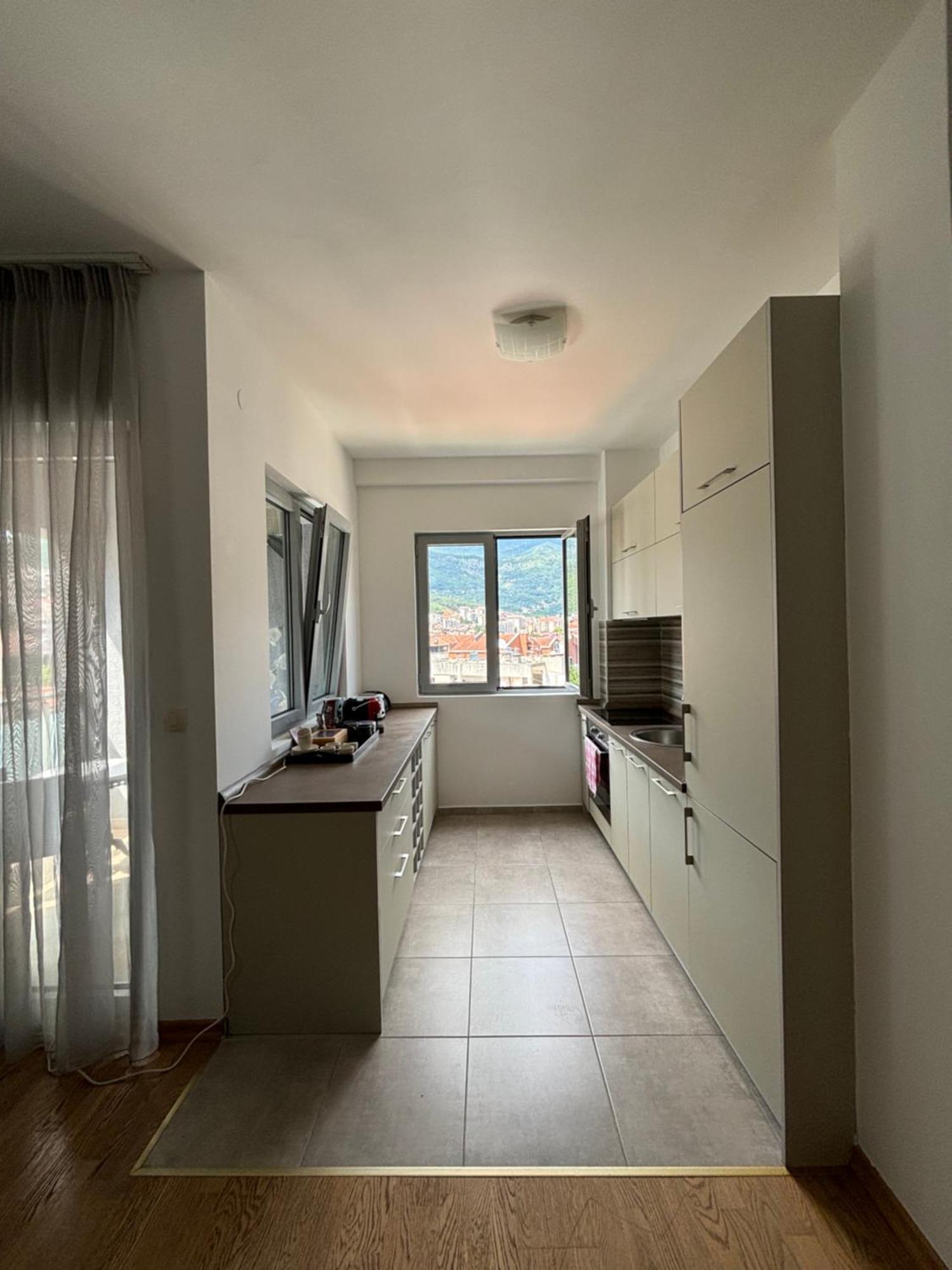 Apartment Charming Stay In Budva Center With Parking *